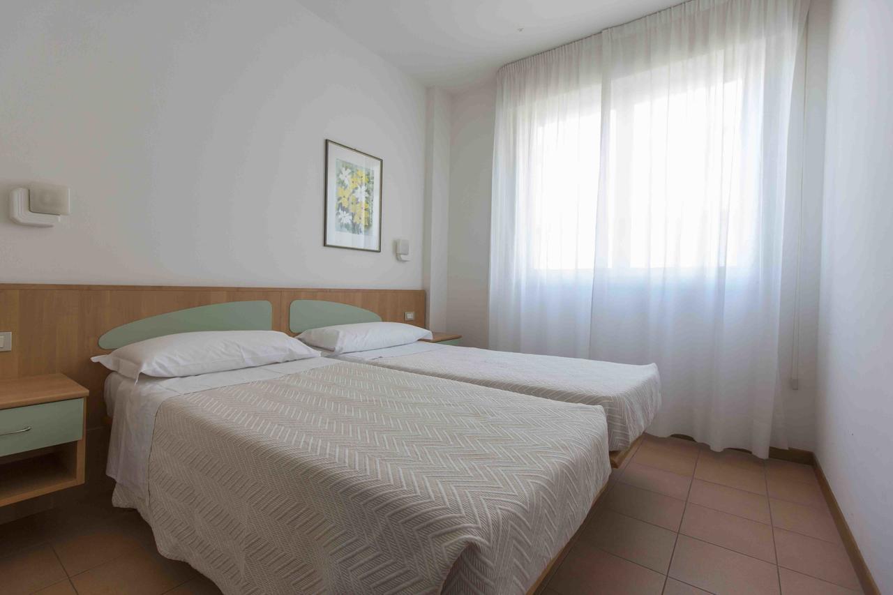 Ihr Residence Hotel Le Terrazze Grottammare Exteriör bild