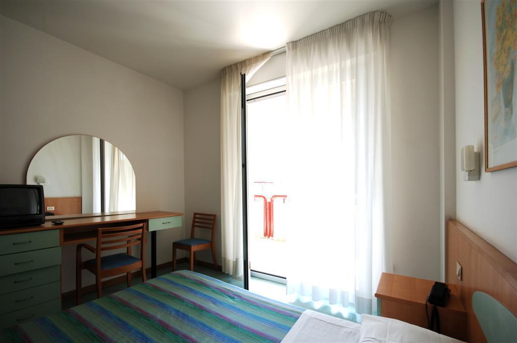 Ihr Residence Hotel Le Terrazze Grottammare Exteriör bild