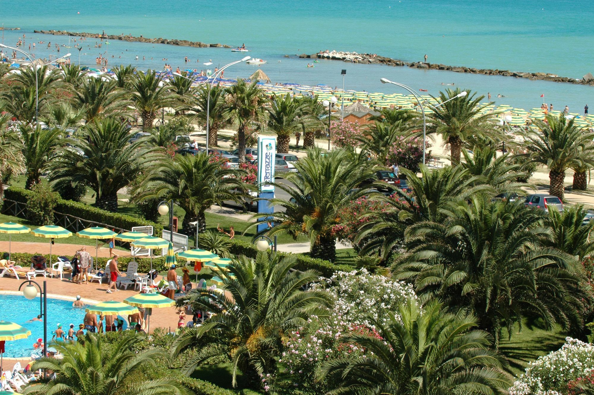 Ihr Residence Hotel Le Terrazze Grottammare Exteriör bild